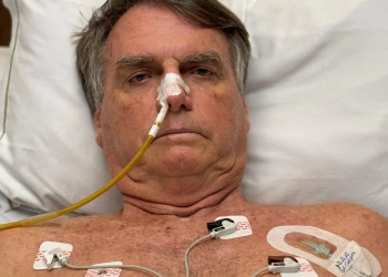 BOMBA: JAIR BOLSONARO TEM PIORA GRAVE NA SAÚDE E MÉDICOS CORREM À SUA CASA EM BRASÍLIA!