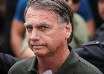BOLSONARO PERDE 15 KGS EM POUCOS MESES E PREOCUPA MÉDICO E FAMILIARES