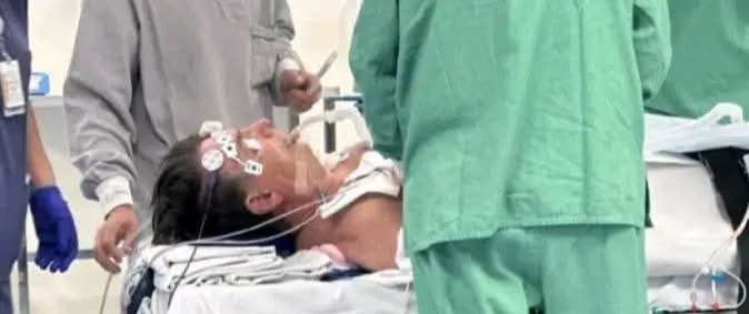 Urgente: Bolsonaro é levado às pressas para hospital em Brasília após mal-estar