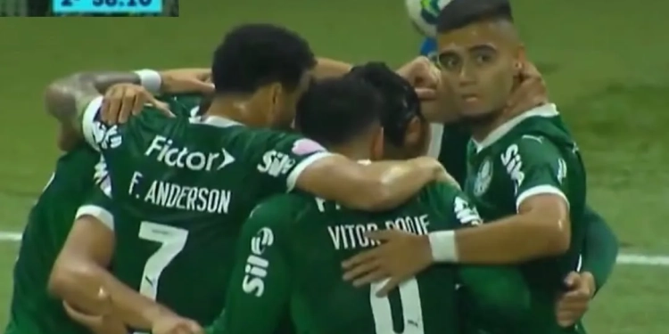 BOMBA NO FUTEBOL BRASILEIRO: VASCO PEGA EMPRÉSTIMO DE R$ 80 MILHÕES COM A CREFISA POUCAS HORAS ANTES DE JOGO DECISIVO – TORCIDA PROTESTA “CARTAS MARCADAS”!