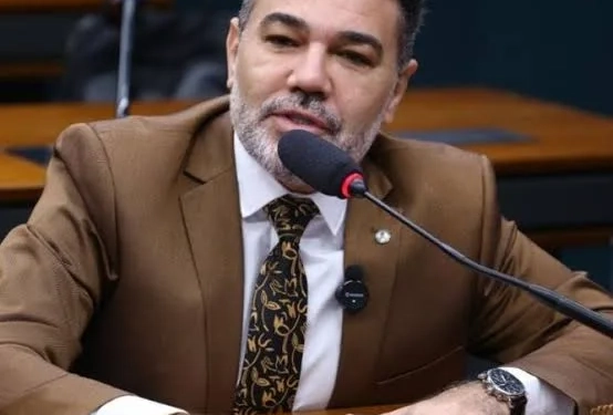 Câmara aprova isenção de IR até R$ 5 mil com votação unânime; Marco Feliciano se ausenta