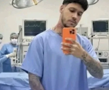 INFLUENCER VENDE TESTÍCULO PARA COMPRAR IPHONE 17 PRO MAX