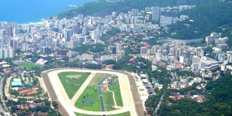 ADOLESCENTE DE 15 ANOS É SUSPEITO DE FURTAR APARTAMENTO DE LUXO NO RIO: PREJUÍZO DE R$ 650 MIL 🚨