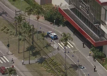 Assalto em Joalheria em shopping causa pânico no Recreio dos Bandeirantes