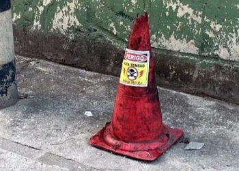 Traficantes usam granadas escondidos em barricadas para atacar PMs no Rio”