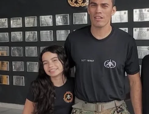 Missão Cumprida, Guerreiro”: Filha do Sargento do BOPE morto em operação no Rio emociona o país com carta aberta nas redes sociais. Leia