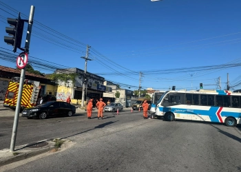 ( IMAGENS FORTES) MOTOCICLISTA MORRE NUM GRAVE ACIDENTE EM CAMPO GRANDE