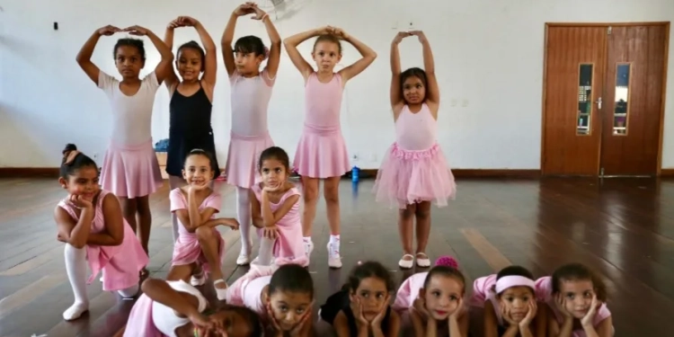 Vila Olímpica de Pedra de Guaratiba abre mais de mil vagas gratuitas em atividades esportivas para todas as idades