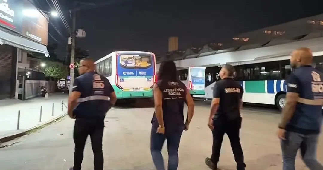 Subprefeitura da Zona Oeste II realiza ação de acolhimento a pessoas em situação de rua em Campo Grande
