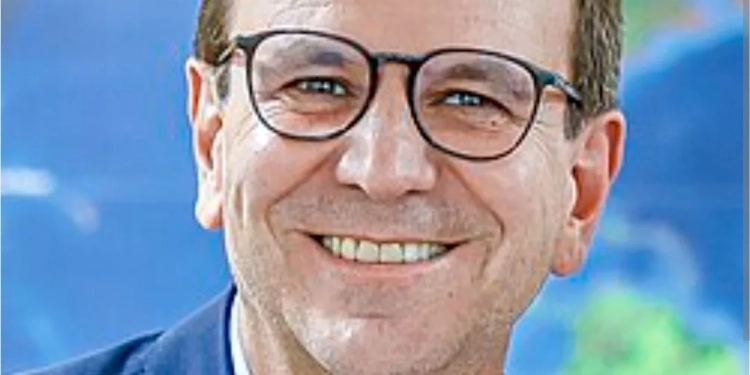 EDUARDO PAES DISPARA NA FRENTE E LIDERA TODOS OS CENÁRIOS PARA O GOVERNO DO RIO EM 2026, APONTA PESQUISA