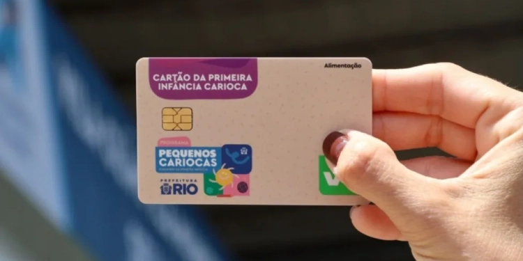 Programa Pequenos Cariocas”: Prefeitura lança cartão de R$ 200 para combater a fome na primeira infância no Rio de Janeiro