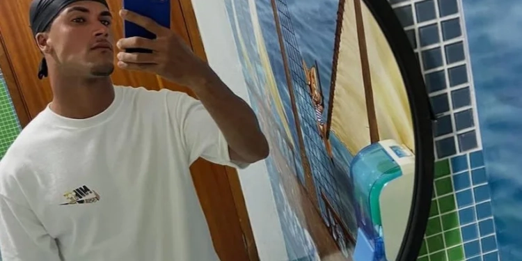 DESAPARECIMENTO MISTERIOSO EM BARRA DE GUARATIBA: JOVEM SOME APÓS ENTREGA E FAMÍLIA VIVE DESESPERO