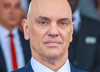 Moraes cobra transparência e manda preservar todas as provas da operação que deixou 121 mortos no Rio