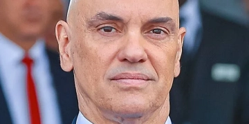 Moraes cobra transparência e manda preservar todas as provas da operação que deixou 121 mortos no Rio