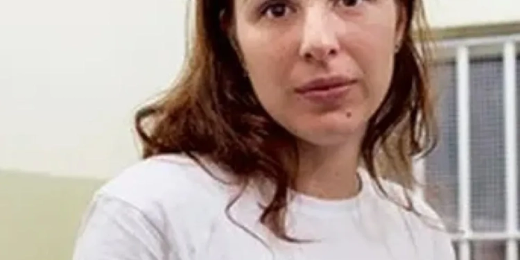 Suzane von Richthofen celebra marca de 100 mil seguidores e deixa recado emocionante para is fãs.Veja