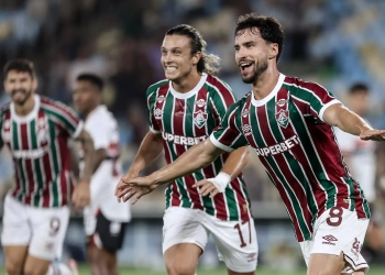 FLUZÃO DESTRÓI NO MARACA: MASSACRE HISTÓRICO POR 6×0 ABALA O BRASILEIRÃO!