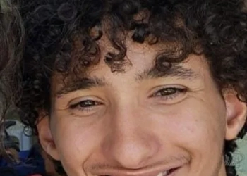 DESAPARECIDO! JOVEM AUTISTA DE 18 ANOS SOME NA ZONA OESTE E FAMÍLIA DESESPERADA POR INFORMAÇÕES