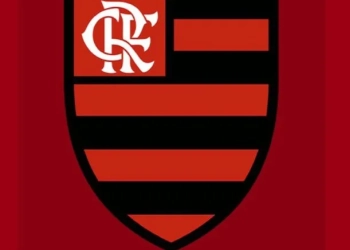 FLAMENGO FAZ HISTÓRIA E SE TORNA O PRIMEIRO CLUBE DO BRASIL A ULTRAPASSAR R$ 2 BILHÕES EM RECEITA