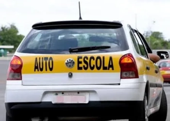 MUDANÇA HISTÓRICA! CONTRAN ACABA COM A OBRIGATORIEDADE DE AULAS EM AUTOESCOLAS PARA TIRAR CNH