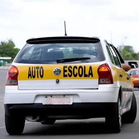 MUDANÇA HISTÓRICA! CONTRAN ACABA COM A OBRIGATORIEDADE DE AULAS EM AUTOESCOLAS PARA TIRAR CNH