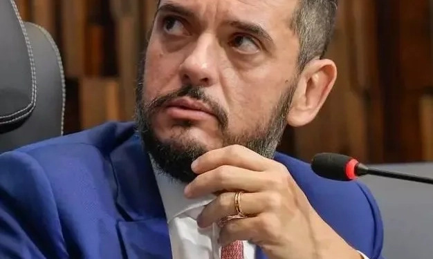 Rodrigo Bacellar Se Torna o 4º Presidente da Alerj Preso em Apenas 10 Anos