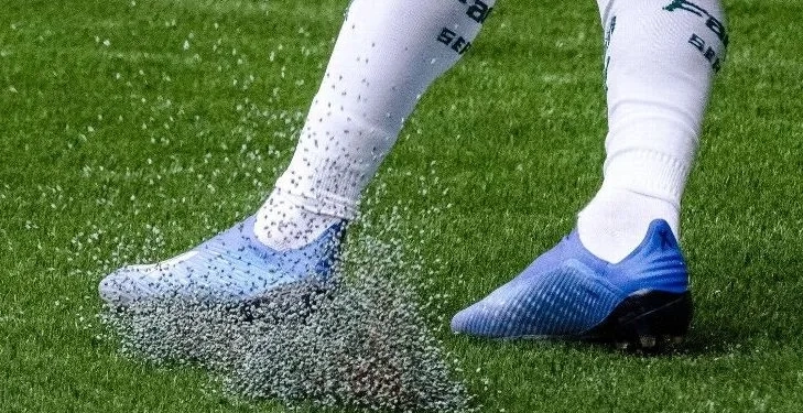 FLAMENGO PEDE O FIM DOS GRAMADOS SINTÉTICOS E PROVOCA DEBATE NACIONAL NO FUTEBOL BRASILEIRO