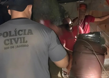 TERROR NO RIO: ADOLESCENTE É SUSPEITA DE MATAR A PRÓPRIA MÃE E JOGAR CORPO EM POÇO COM AJUDA DO NAMORADO