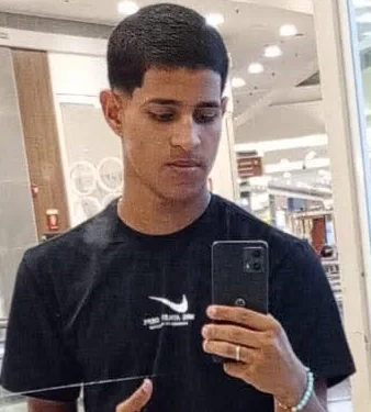 ADOLESCENTE DE 17 ANOS DESAPARECE EM CAMPO GRANDE E FAMÍLIA PEDE AJUDA DA POPULAÇÃO