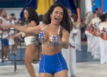 ( VIDEO) Ex-Rainha de Bateria da Beija-Flor é Assaltada à Luz do dia no Rio; Criminosos Estavam Fortemente Armados