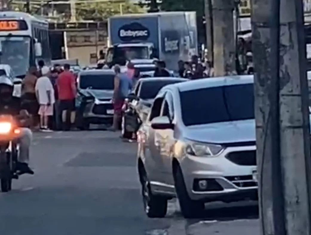 URGENTE!! ( VIDEOS) TRAFICANTE DO COMANDO VERMELHO MORRE EM CONFRONTO COM A POLÍCIA EM CAMPO GRANDE