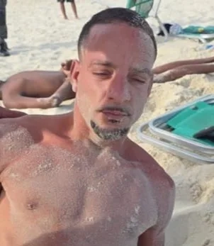 SUSPEITO DE LIDERAR DISPUTAS DO COMANDO VERMELHO NA ZONA OESTE É PRESO NUMA PRAIA DO RIO