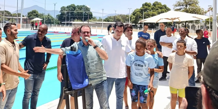 Piscina Olímpica Medalhista Michael Phelps é inaugurada no Parque Oeste e abre inscrições para a população