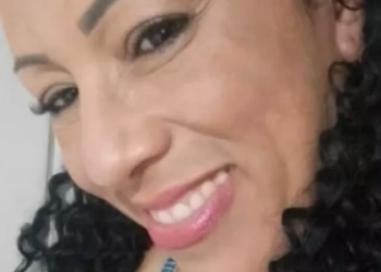 TRAGÉDIA NO RIO: MULHER É ASSASSINADA A FACADAS NA FRENTE DOS TRÊS FILHOS