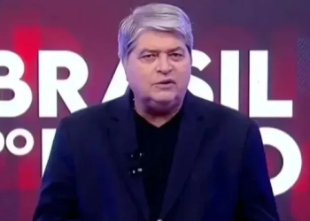 Datena deixa a RedeTV! após 8 meses e acerta novo desafio na EBC