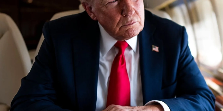 Trump ameaça Irã com aniquilação total caso seja assassinado: “apagado da face da Terra”