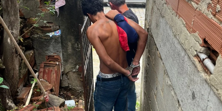 URGENTE!! TRAFICANTE DO COMANDO VERMELHO É PRESO EM CAMPO GRANDE!!