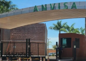 ALERTA MÁXIMO: Chocolate Popular é Recolhido Após Erro Grave e Pode Colocar Vidas em Risco