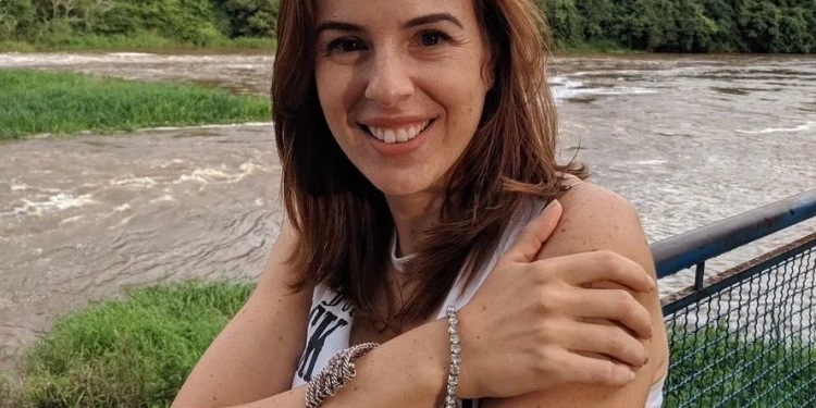Urgente!!Justiça autoriza Suzane von Richthofen a administrar herança milionária do tio