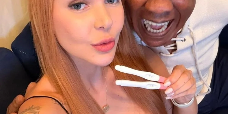 Aos 71 anos, Kid Bengala anuncia que será pai pela terceira vez com criadora de conteúdo 46 anos mais nova