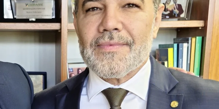 Bacanal a céu público”: Marco Feliciano provoca reação ao atacar o Carnaval na tribuna