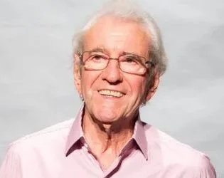 LUTO NA DRAMATURGIA: MORRE JUCA DEOLIVEIRA, ÍCONE DA TV E DO TEATRO, AOS 91 ANOS