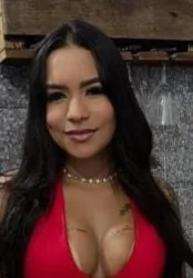 EXECUÇÃO NA PORTA DE CASA: JOVEM É ASSASSINADA A TIROS EM SEROPÉDICA