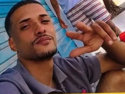 JOVEM MORADOR DE COSMOS DESAPARECE APÓS ASSISTIR JOGO DO BOTAFOGO E FAMÍLIA FAZ APELO DESESPERADO POR AJUDA