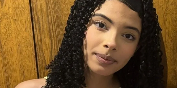 Adolescente de 14 anos desaparece após sair da escola em Cosmos na Zona Oeste do Rio