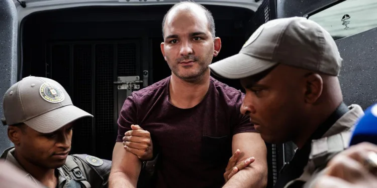 PM é acusado de usar inteligência artificial para atrair e matar família da ex-mulher