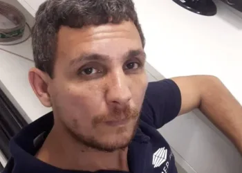 Desaparecimento no mar mobiliza moradores e pescadores na Zona Oeste do Rio