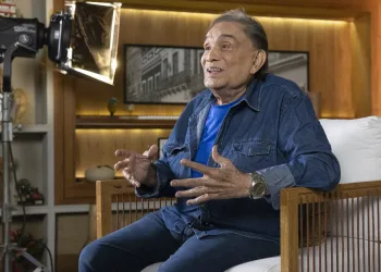 Dedé Santana é homenageado em evento na NASA nos Estados Unidos