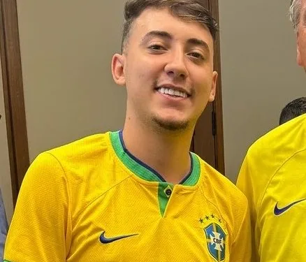 INFLUENCER É PRESO APÓS FORJAR FURTO NO CENTRO DO RIO PARA GANHAR VISUALIZAÇÕES NAS REDES