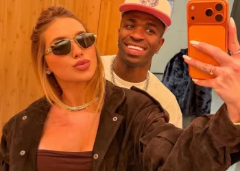 Virginia anuncia fim do namoro com Vini Jr. e web entra em colapso