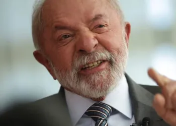 Novo decreto de Lula sobre redes sociais gera alerta e reacende debate sobre censura